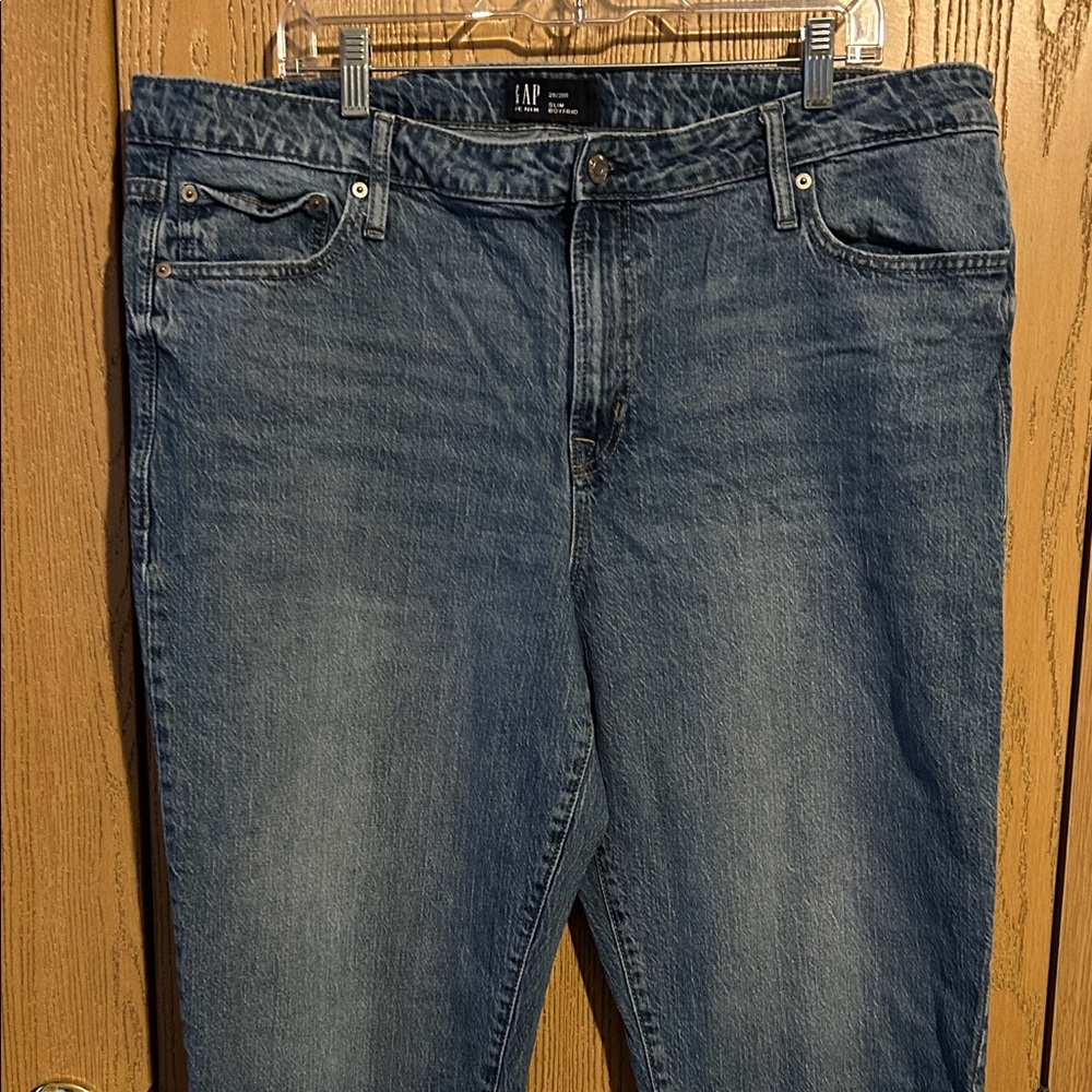 GAP Women's Relaxed Fit Blue Jeans